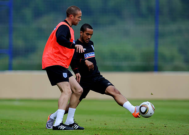 使更多妇女 使更多妇女