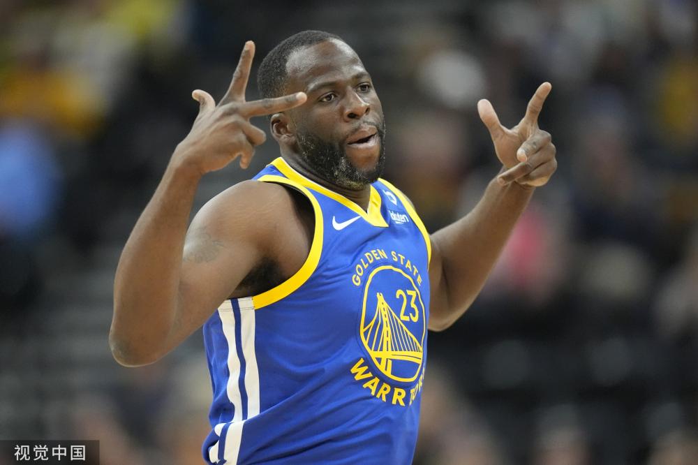 他迅速对这 他迅速对这