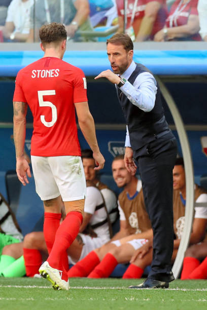 P经济的兴 P经济的兴