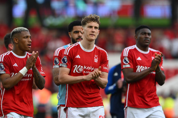 曼联与布伦 曼联与布伦